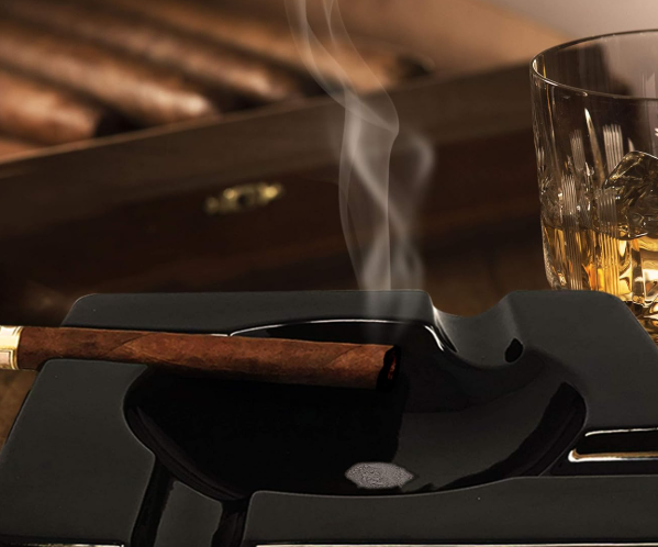 Black Ceramic Decorative Ashtray