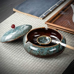 Windproof Ceramic Smoking Ashtray with Lid